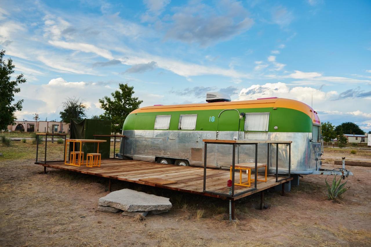 Villa El Cosmico Marfa Esterno foto