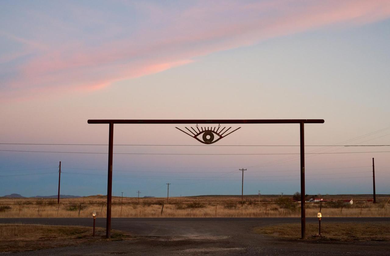 Villa El Cosmico Marfa Esterno foto